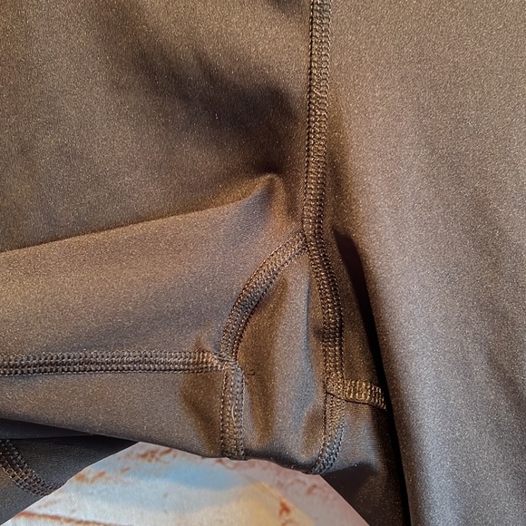 Adidas how we do 7/8 tight leggings black reflective tabs mesh details medium - Picture 4 of 12